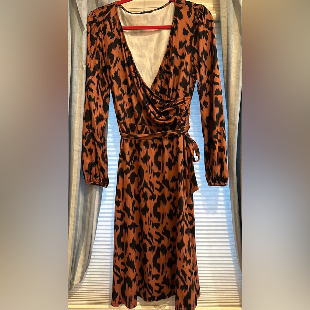 Elegant Brown Patterned Wrap Dress